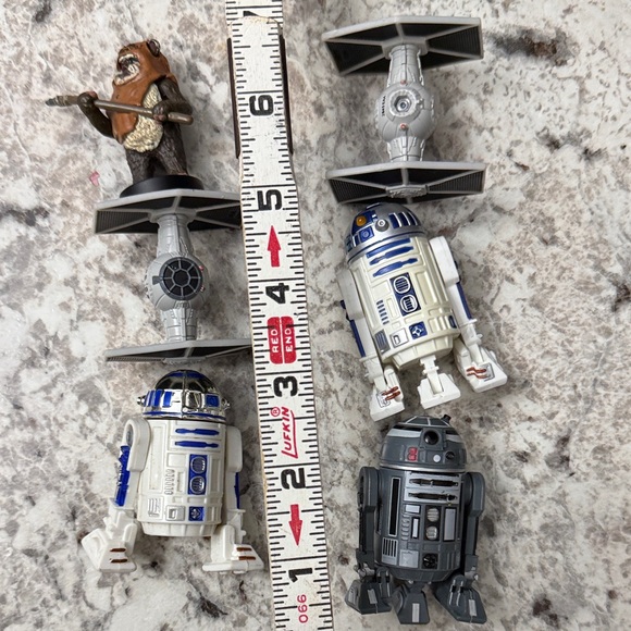 Star Wars Action Figures Set - Black, White, Brown - Picture 3 of 9